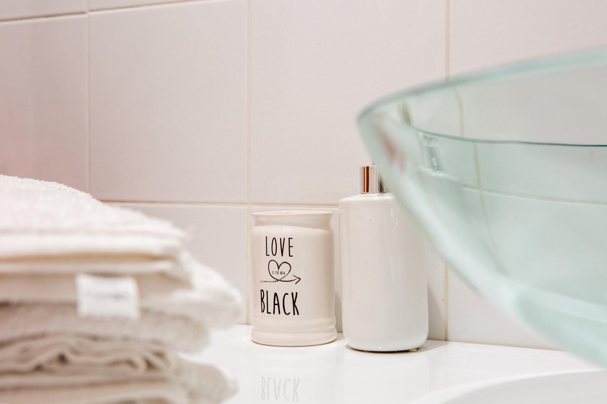 Stanza Comoda E Silenziosa Con Bagno Privato E Area Lavoro E Relax Ρώμη Εξωτερικό φωτογραφία